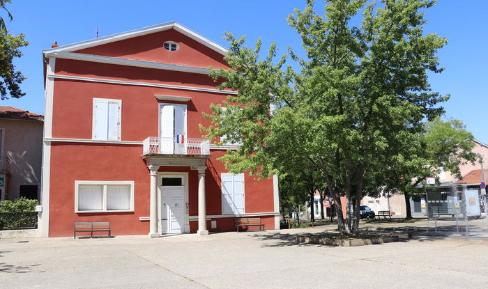 Mairie annexe Charpieu