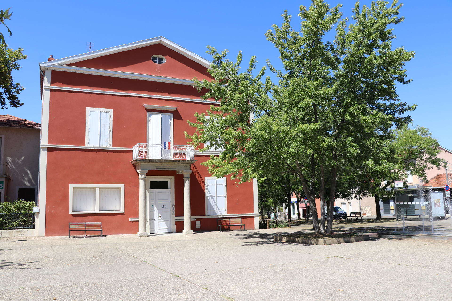 Mairie annexe Charpieu