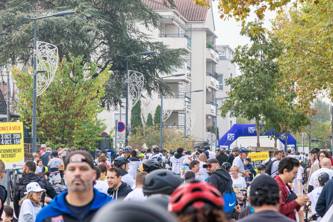 La foule au départ de Décines à Vélo 2026